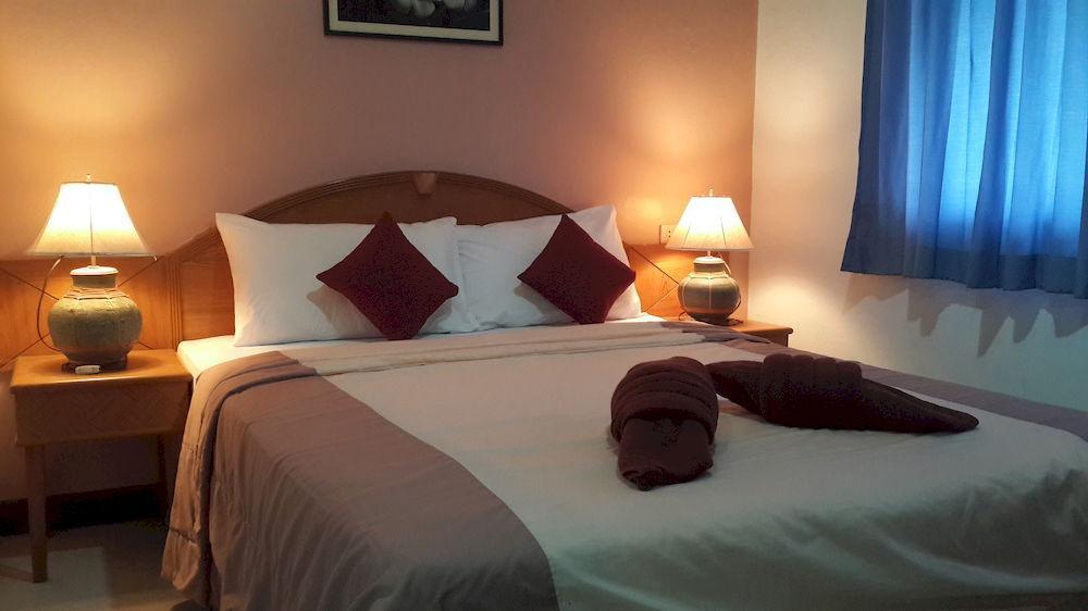 Silla Patong Hostel Экстерьер фото