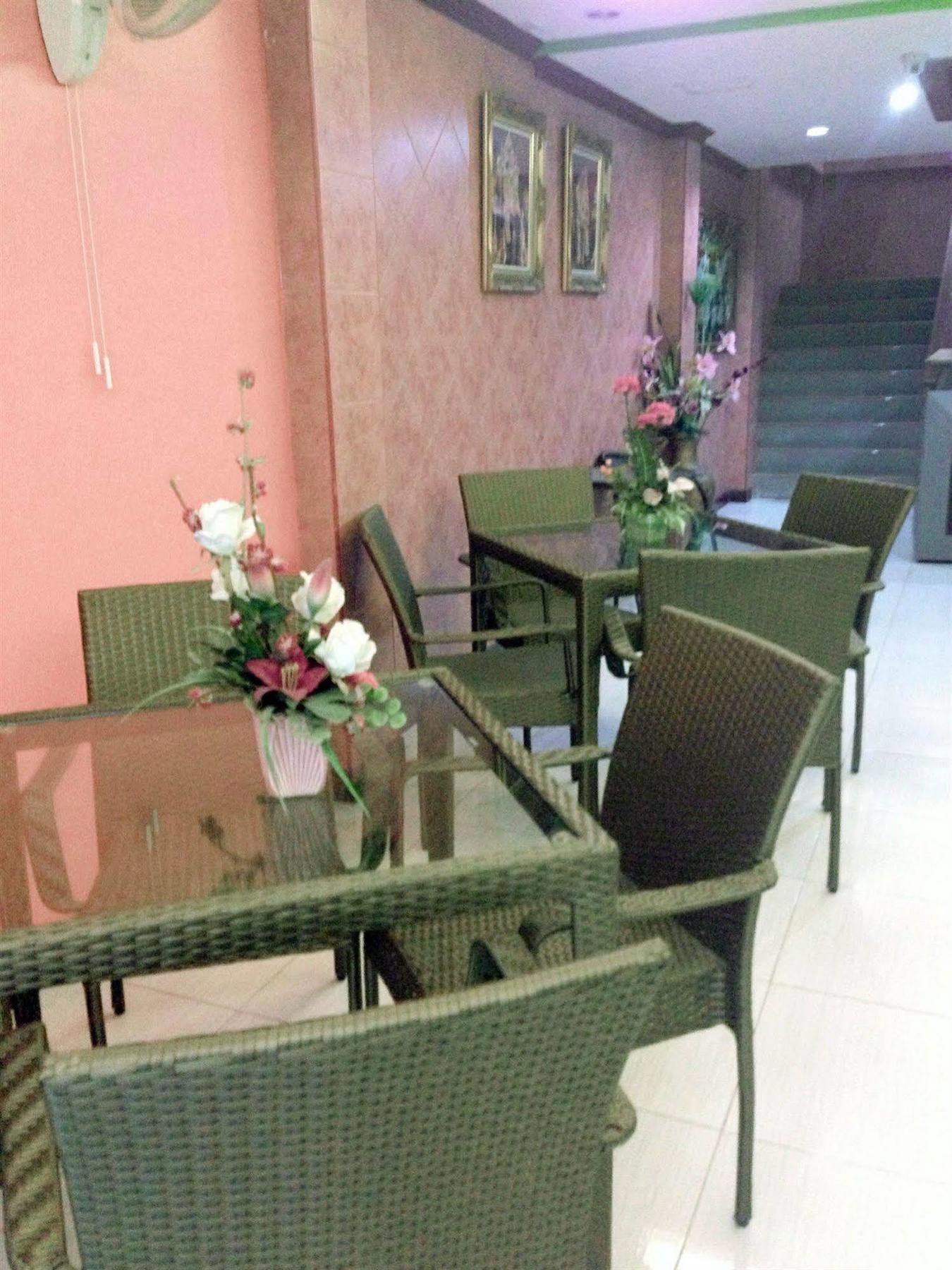 Silla Patong Hostel Экстерьер фото